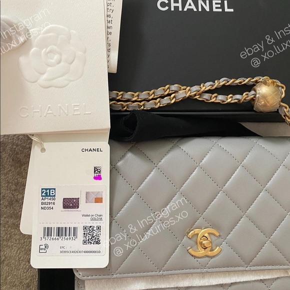 SOLD ❌ CHANEL Authentic RECEIPT Gray Pearl Crush Bag WOC - Picture 4 of 12